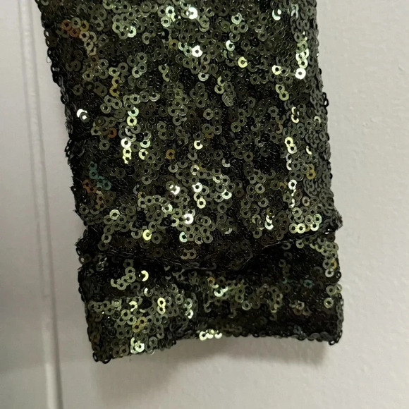 CHARLOTTE RUSSE Dark Green Sequin Long Sleeve Deep V Dress Ruching Size Small - Picture 4 of 7